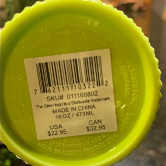 Skin / self care Essentials and Green Starbucks Frappuccino 30 years cup - Picture 13 of 13